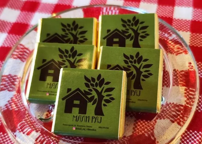 度假居 Mali Raj Beška